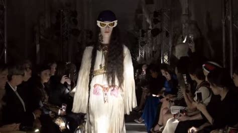 gucci utero vuoto maggio roma|Lo spettacolo di una sfilata: la Gucci Cruise 2020 a Roma.